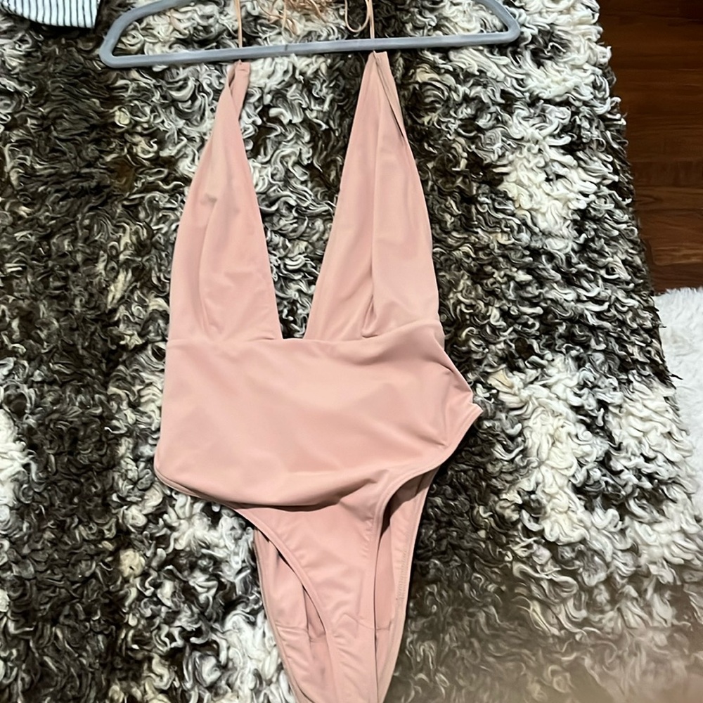 White fox boutique body suit